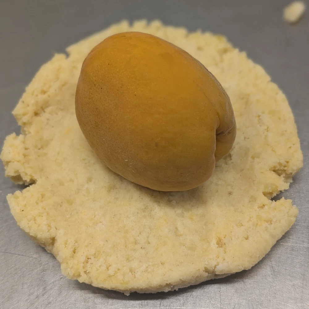 Marillenknödel 3 Marille auf Kartoffelteig