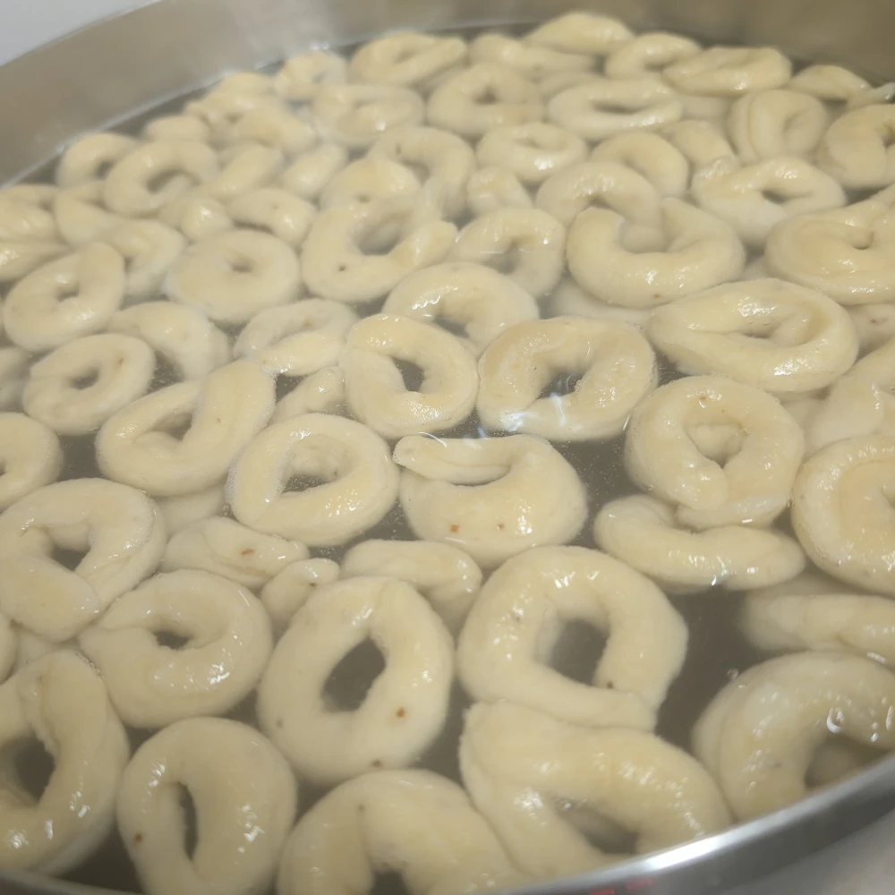 Taralli 5 Taralli kurz aufkochen lassen