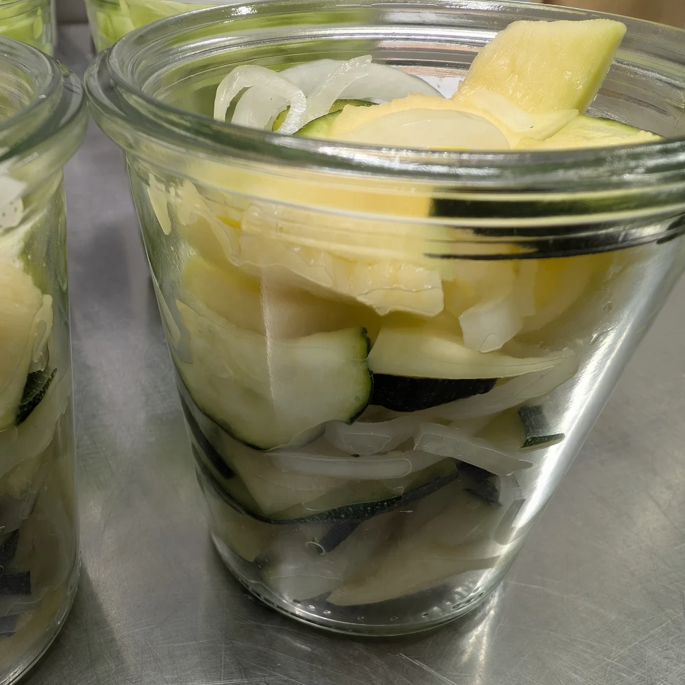 Startseite 1 Zucchinisalat einkochen
